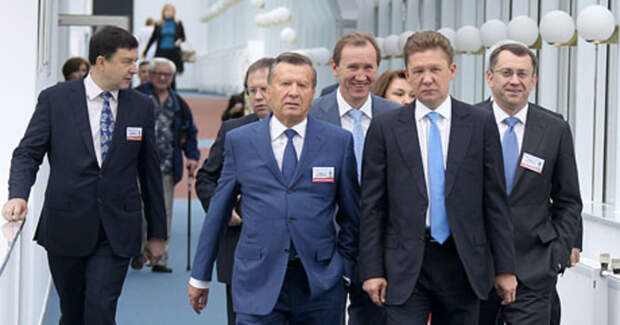 "Газпром": убытки компании не повлияли на выплаты премий членам правления