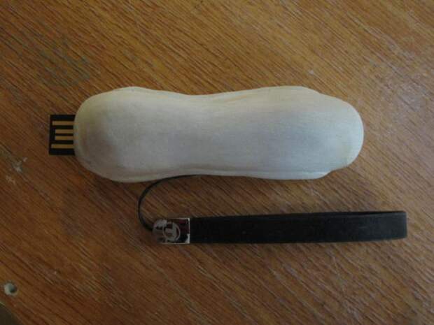 Делаем USB флешку в стиле "Чужого" своими руками (17 фото) Делаем USB флешку в стиле "Чужого" своими руками (17 фото)