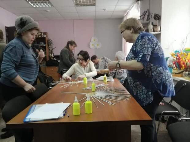 творческое занятие. Фото: СДЦ alt