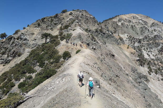Трое туристов найдены мертвыми на горе незадолго до нового года
