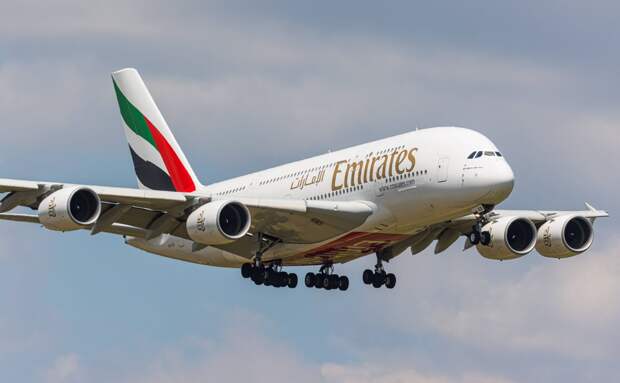 Авиакомпания Emirates с 1 мая возобновляет рейсы между Петербургом и Дубаем