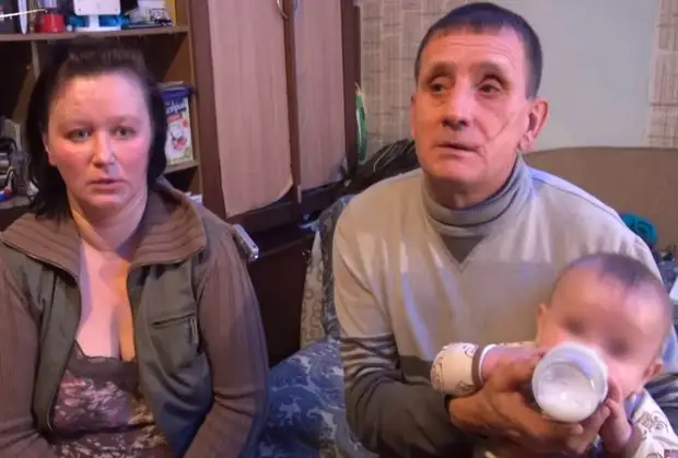 «Надоело это унижение»: беженцы из Донбасса борются за возвращение пятерых детей, изъятых опекой