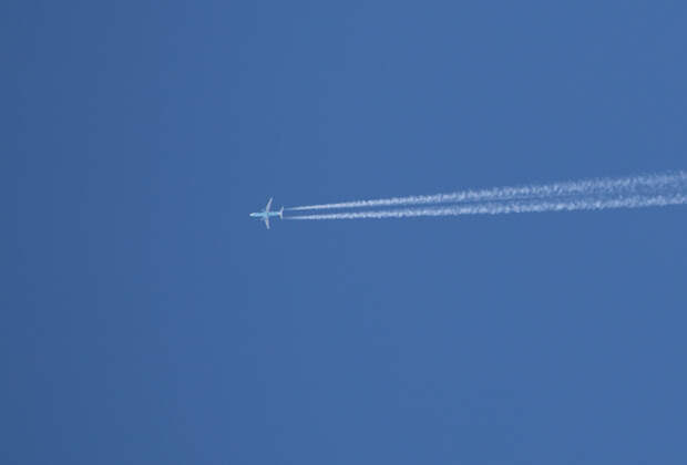 Летевший в Якутск самолет с пассажирами вынужденно сел в другом городе