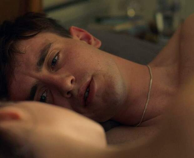 Пол Мескаль в сериале 