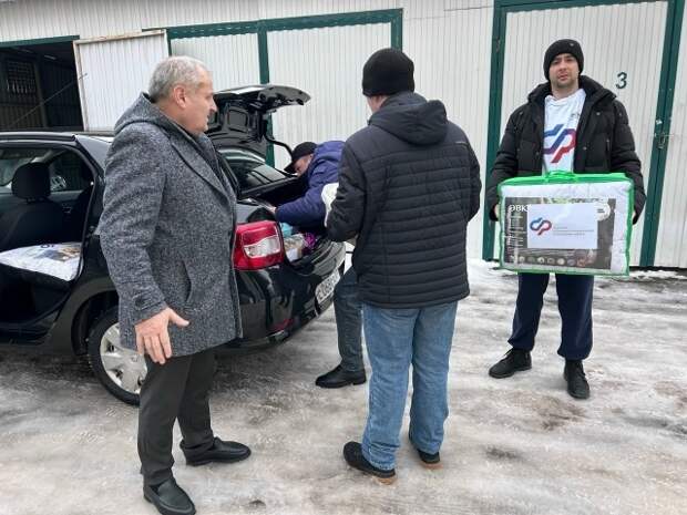 Представители Отделения Соцфонда России по Адыгее привезли гуманитарную помощь в аул Новая Адыгея