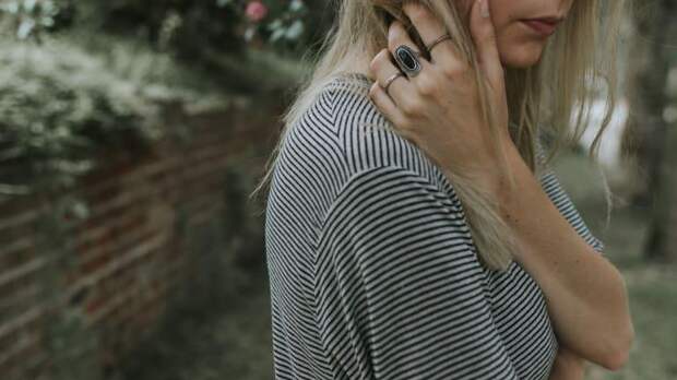 Невеста нашла любовную переписку жениха с другой женщиной и прочитала ее вместо клятвы у алтаря