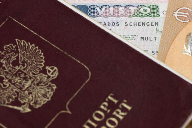 Россиян предупредили о сложностях с получением испанского шенгена