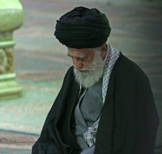 КСИР обвиняет США и Израиль: «Рука возмездия» иранской нации накажет убийц Верховного лидера