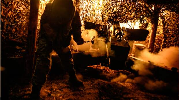 Военнослужащие ГрВ «Центр» нанесли огневое поражение боевикам «Азова»*