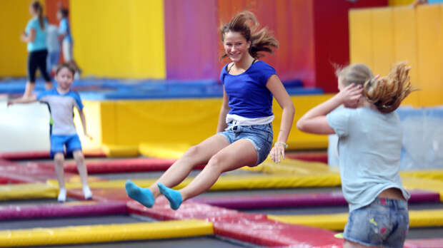 В России могут запретить батутные центры