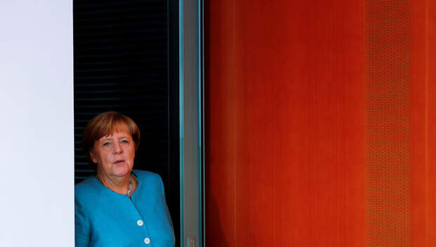 Канцлер Германии Ангела Меркель в Бундестаге, август 2017