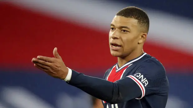 Мбаппе не собирается уходить из ПСЖ этим летом