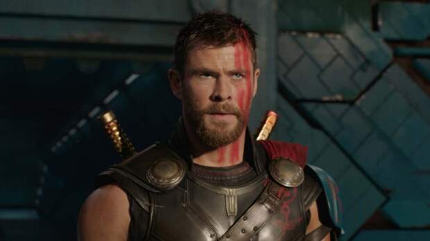 Тор просит о помощи в тизере к фильму "Мстители: Судный день"