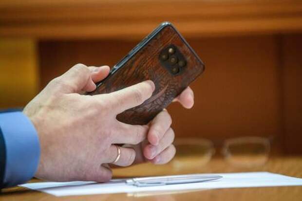 Полный запрет смартфонов и соцсетей опасен для психики: эксперт предупредила о риске