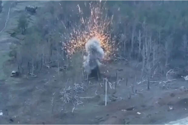 Тащи три пианино! «Герань» в воздушной дуэли ракетой сбила Ми-24 ВСУ