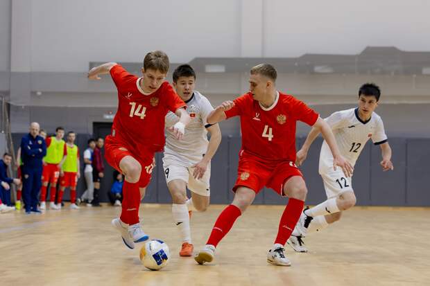 Дубль Александра Гребенщикова помог сборной России по футзалу обыграть киргизов