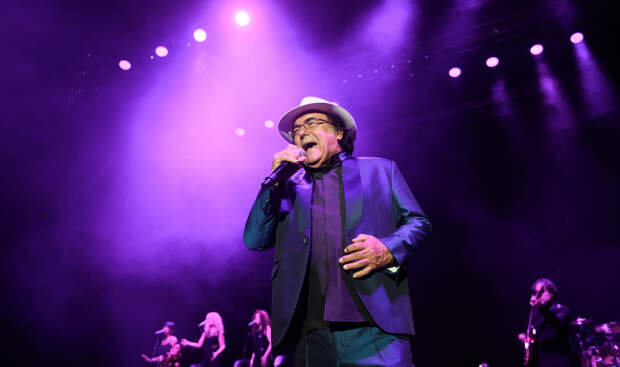 Аль Бано заявил, что с радостью примет российский паспорт