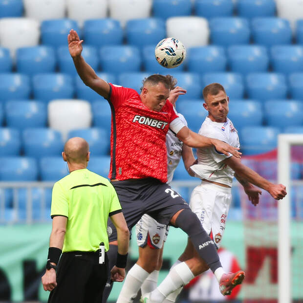 Дзюба назвал цирком судейство в матче «Акрона» с ЦСКА