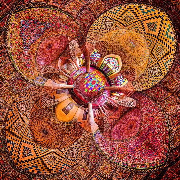 MosqueCeilings04 Чарующие и гипнотизирующие своды мечетей