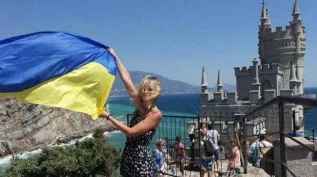 Мы им газ - они нам сложности. Украинская истерика от поездок в Крым. Мы им газ - они нам сложности. Украинская истерика от поездок в Крым.