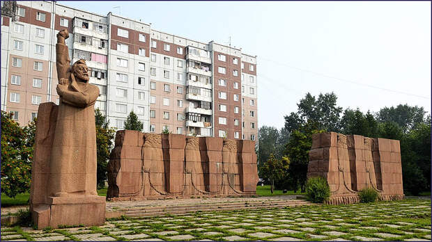 Памятник "Кандальный путь" в г. Красноярске