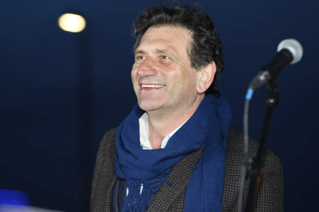 Евгений Князев рассказал о подготовке к роли Фауста: «В гробу я стою»