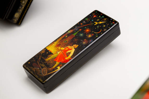 Николай Денисов, коробка «Мы кузнецы», Холуй, 1961 год