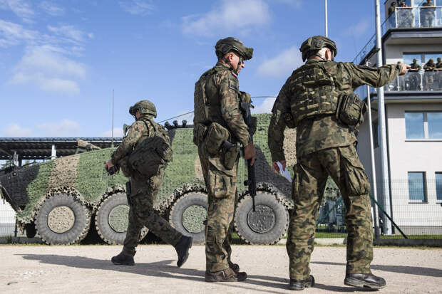 НАТО планирует строительство крупнейшей военной базы на восточном фланге альянса