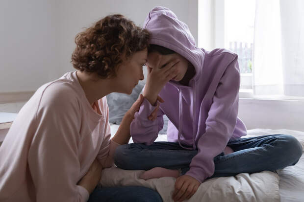 Врач Муталиев: антидепрессанты детям назначают, когда психотерапия самостоятельно не работает