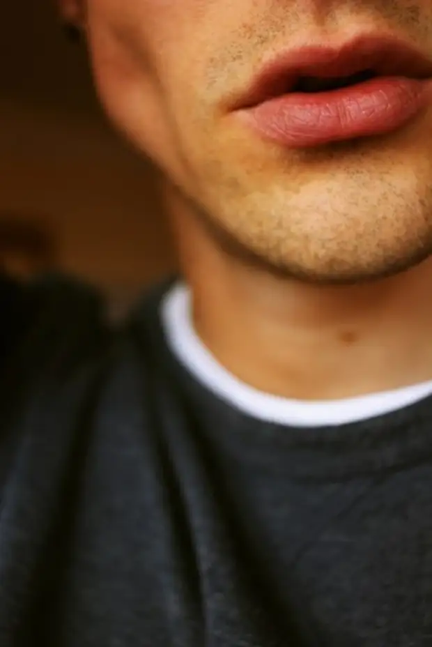 мужские губы фото