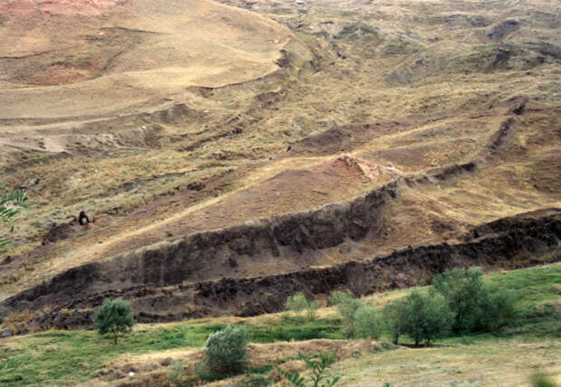 http://www.mountain.ru/world_mounts/turciya,%20iran/2003/ararat/img/8.jpg