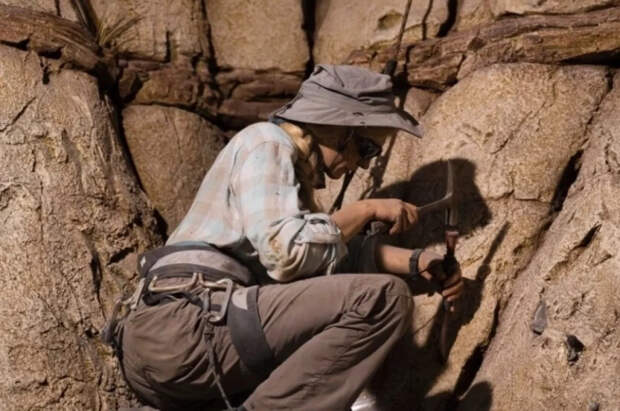 В жертвенной яме на юге Китая нашли топор из внеземного металла