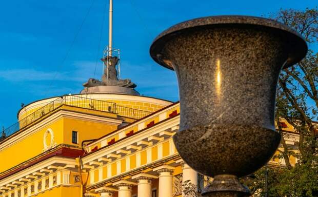 За фото и видео о Петербурге заплатят 16 млн