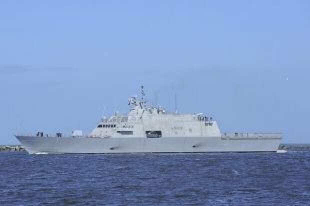 Корабль ВМС США прервал поход из-за вспышки COVID-19