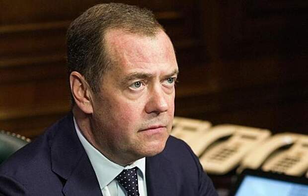 Медведев считает неизбежным поражение Запада на украинском направлении