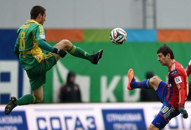 «Ты чмо! Куда выкинул мои номера?» Экс-футболист ЦСКА и «Кубани» вспомнил шутки над одноклубниками
