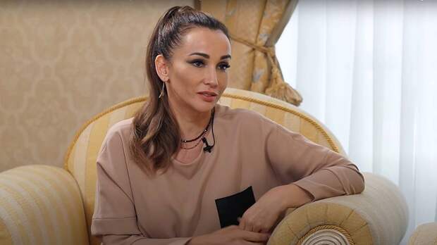 «Мне так аукнулось»: Анфиса Чехова рассказала о романе с женатым мужчиной