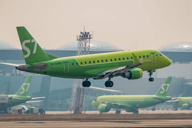 S7 обьяснила отказы в Толмачёво «переполненностью рейсов» и потерей стыковок