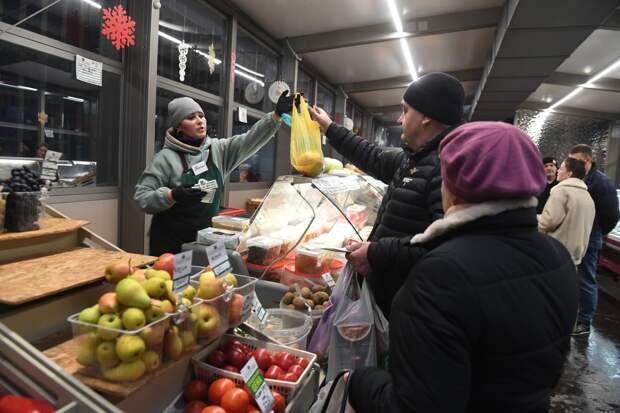 Жители России в чаще всего Новый год тратят деньги на продукты