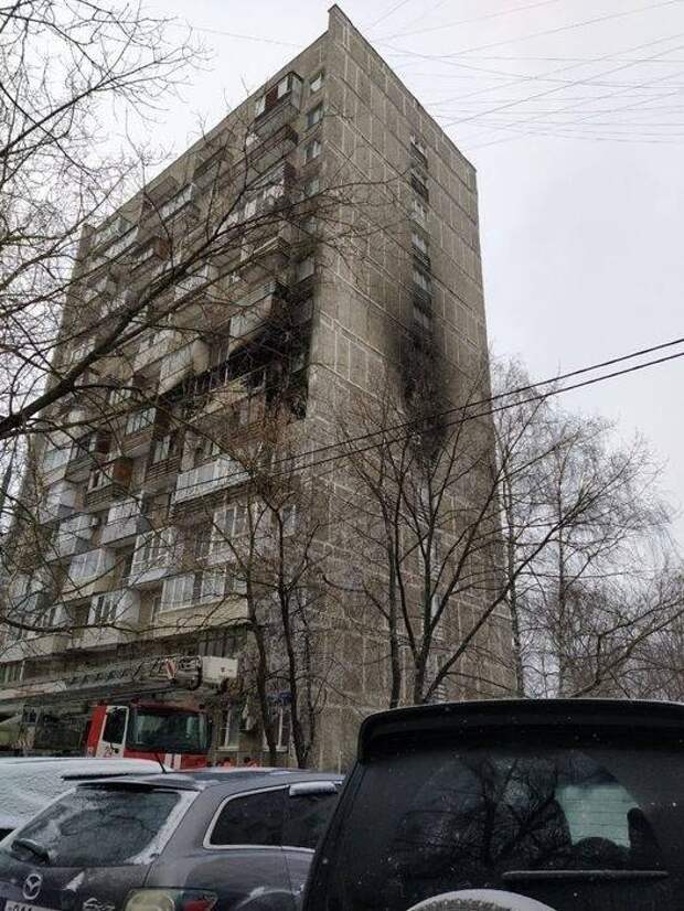 14 человек спасли из жилого дома во время пожара в Хорошёво –Мнёвниках