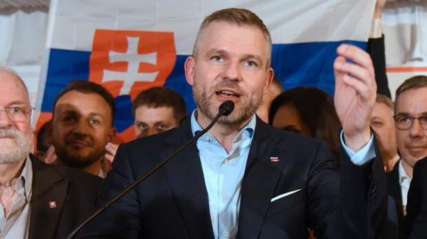 Посольство РФ пригласили на инаугурацию президента Словакии