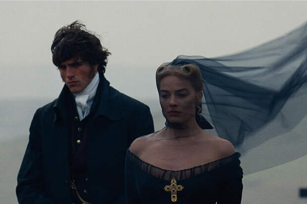 Фильм "Грозовой перевал" с Марго Робби возглавил международный прокат