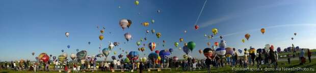 Воздушные шары в небе Франции: 343 шара одновременно! | NewsInPhoto.ru Новости и репортажи в фотографиях (32)