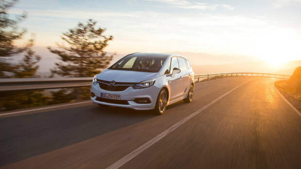 Opel заменит «Зафиру» семиместным кроссовером
