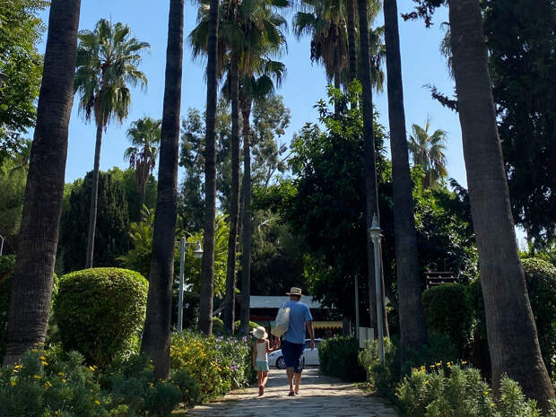 Россиянам назвали самые невыгодные месяцы для отпуска