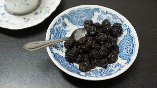 17 лучших продуктов, помогающих избавиться от запора