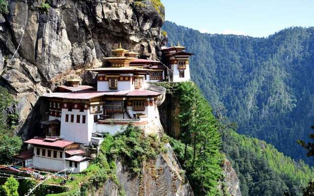 24. Bhutan : Monastery Taktshang