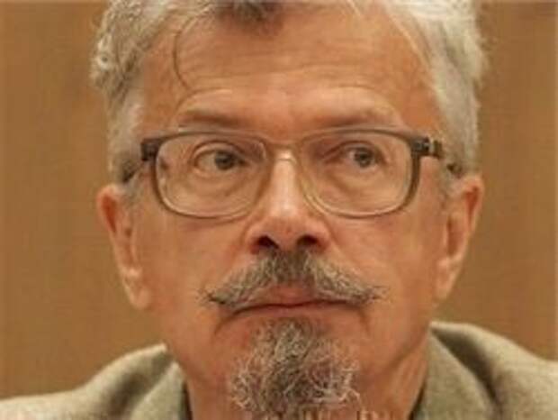 Лимонов: допущены грубые стратегические и психологические ошибки Лимонов: допущены грубые стратегические и психологические ошибки