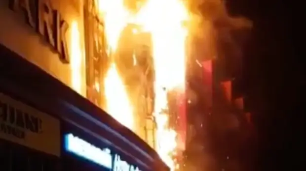 В Грозном произошёл пожар в ТЦ
