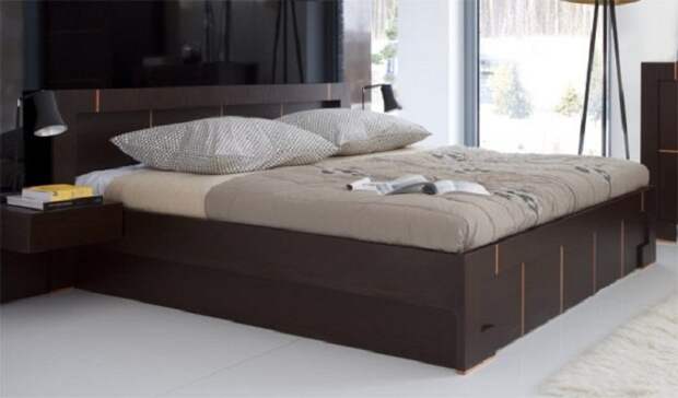 Стильное и прекрасное решение для декорирования спальной в темно-шоколадных тонах.